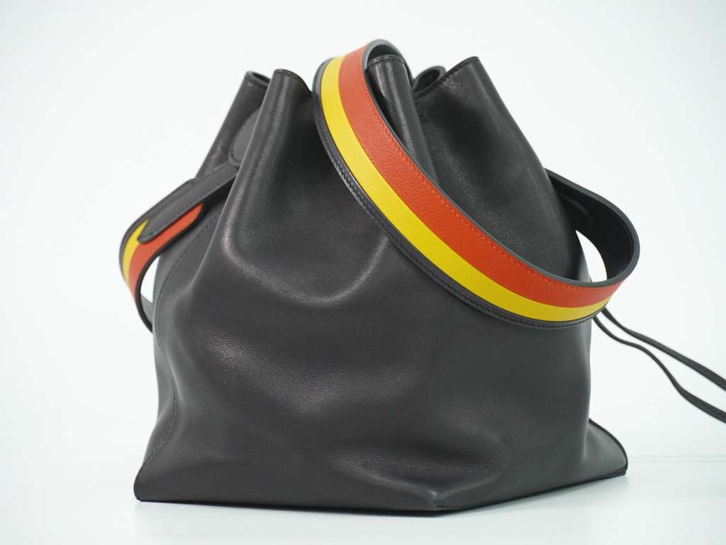 Hermès Licol Bag Black Leather Good condition - Back View