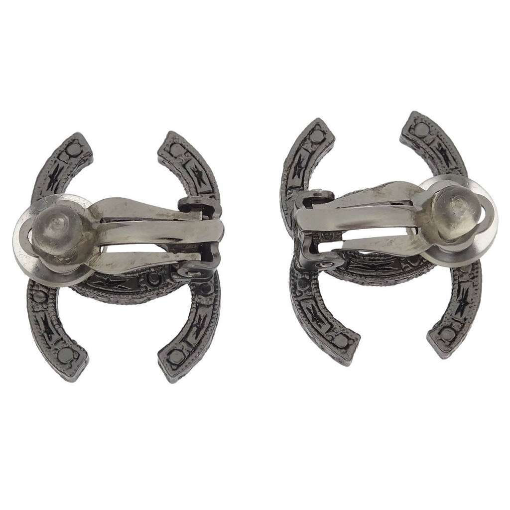 Chanel CC Clip-On Earrings Silver Good condition - Back View