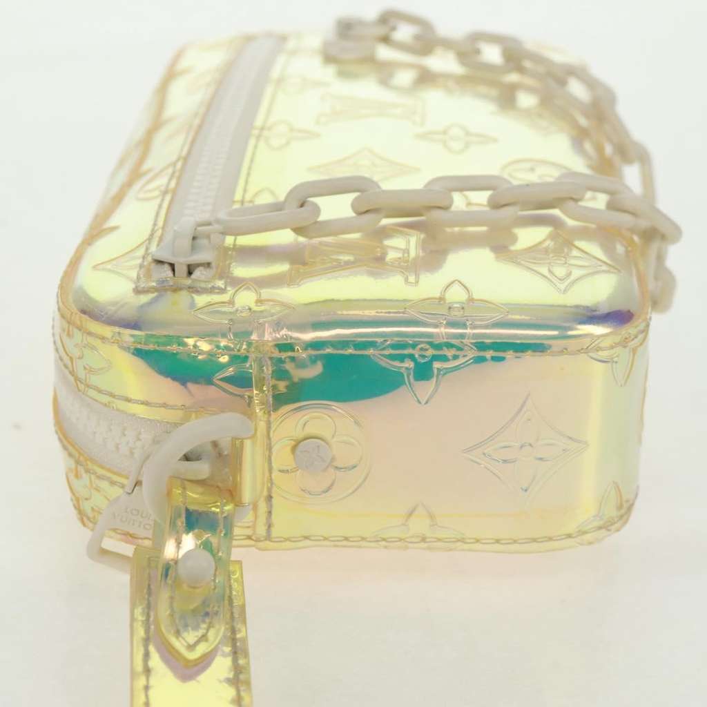 Louis Vuitton Pochette Volga Silver Good condition - Inside View