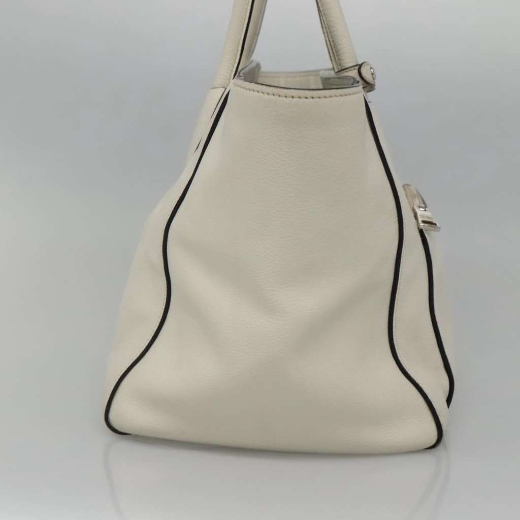 Prada Front Pocket Wing Convertible Tote White Leather Good condition - Inside View