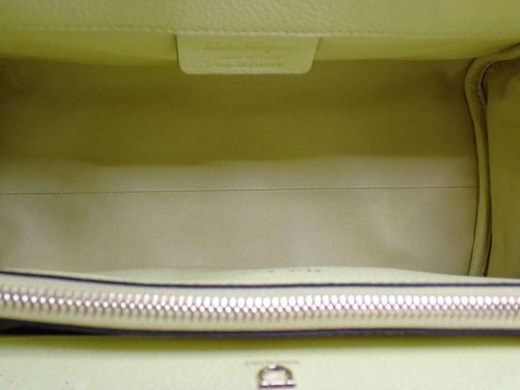 Salvatore Ferragamo Studio Satchel Yellow Leather Never worn - Box View