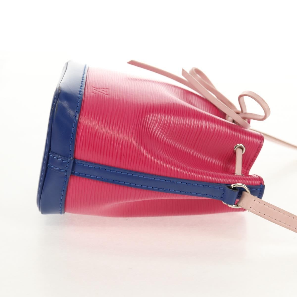 Louis Vuitton Tricolor Noe Handbag Pink Leather Good condition - Model View