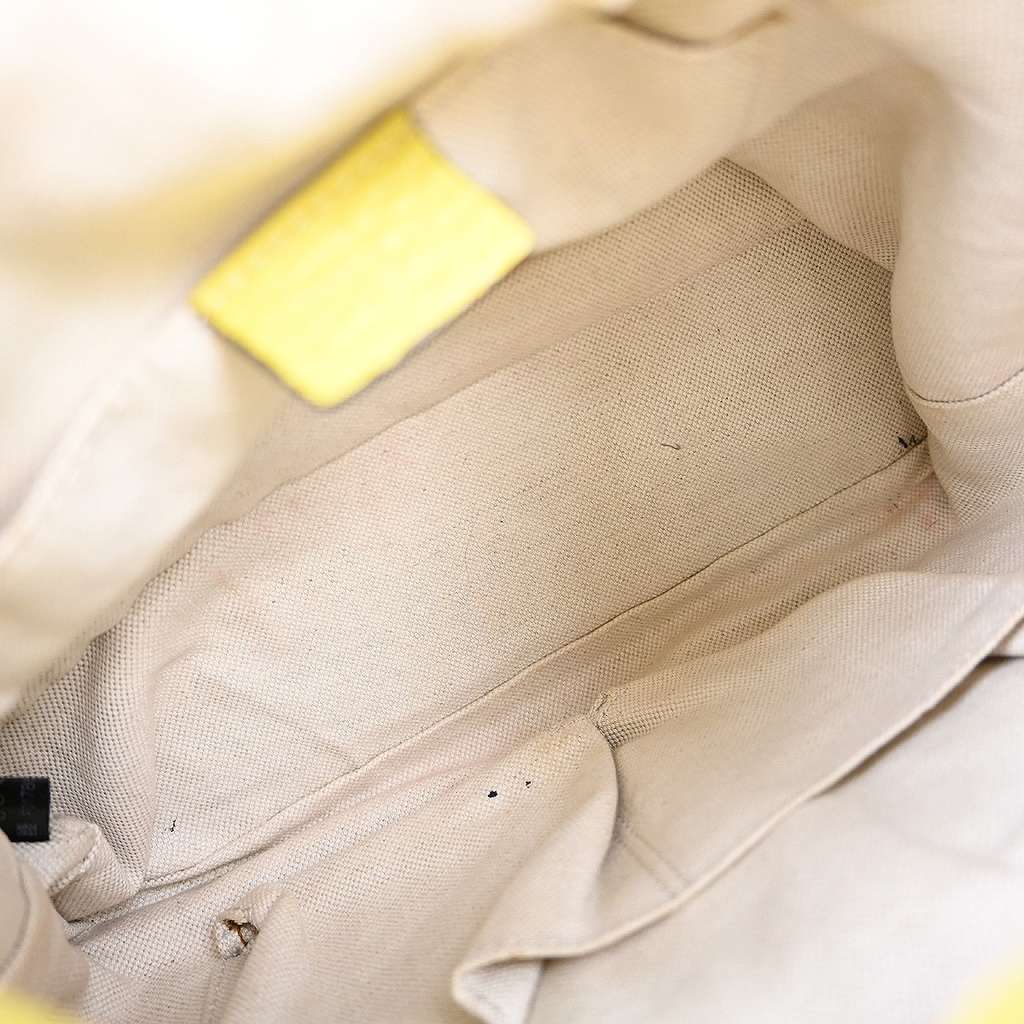 Gucci Bamboo Tassel Backpack Yellow Leather Good condition - Inside View