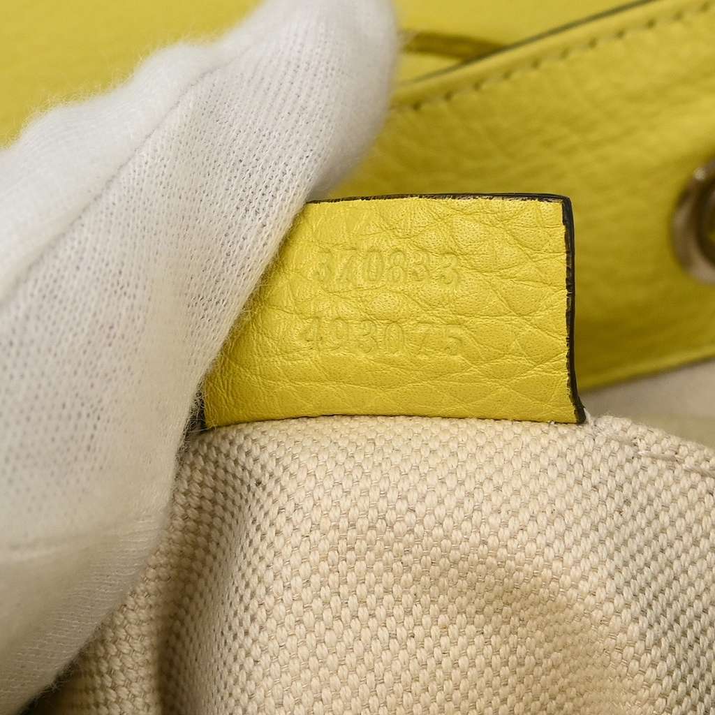 Gucci Bamboo Tassel Backpack Yellow Leather Good condition - Model View