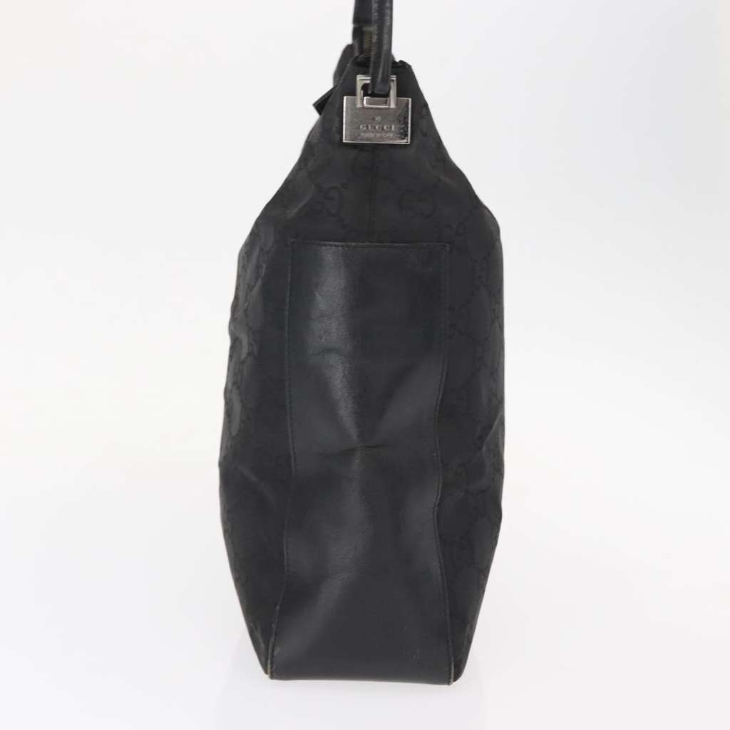 Gucci Vintage Hobo Black Canvas Good condition - Model View