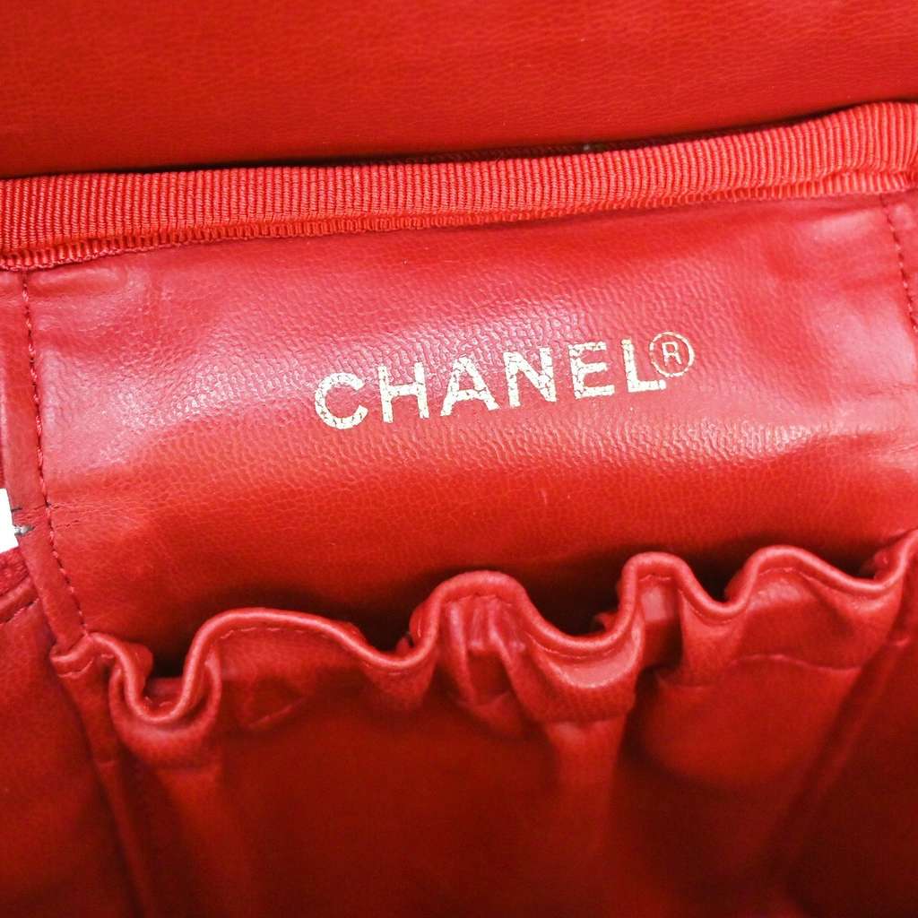 Chanel Vintage Timeless Cosmetic Case Red Leather Good condition - Box View
