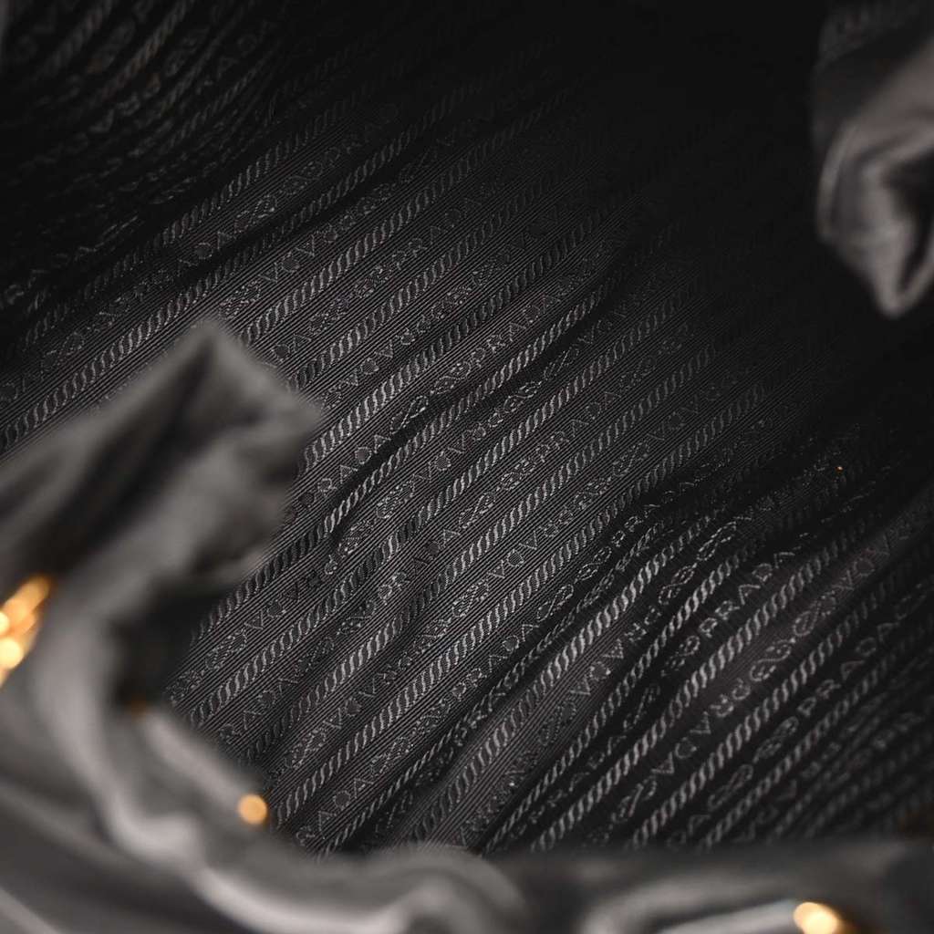 Prada Convertible Bow Tote Black Good condition - Inside View