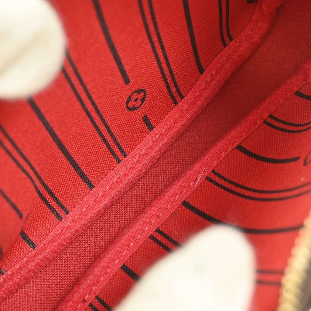 Louis Vuitton Mini pochette accessoires Brown Canvas Good condition - Inside View