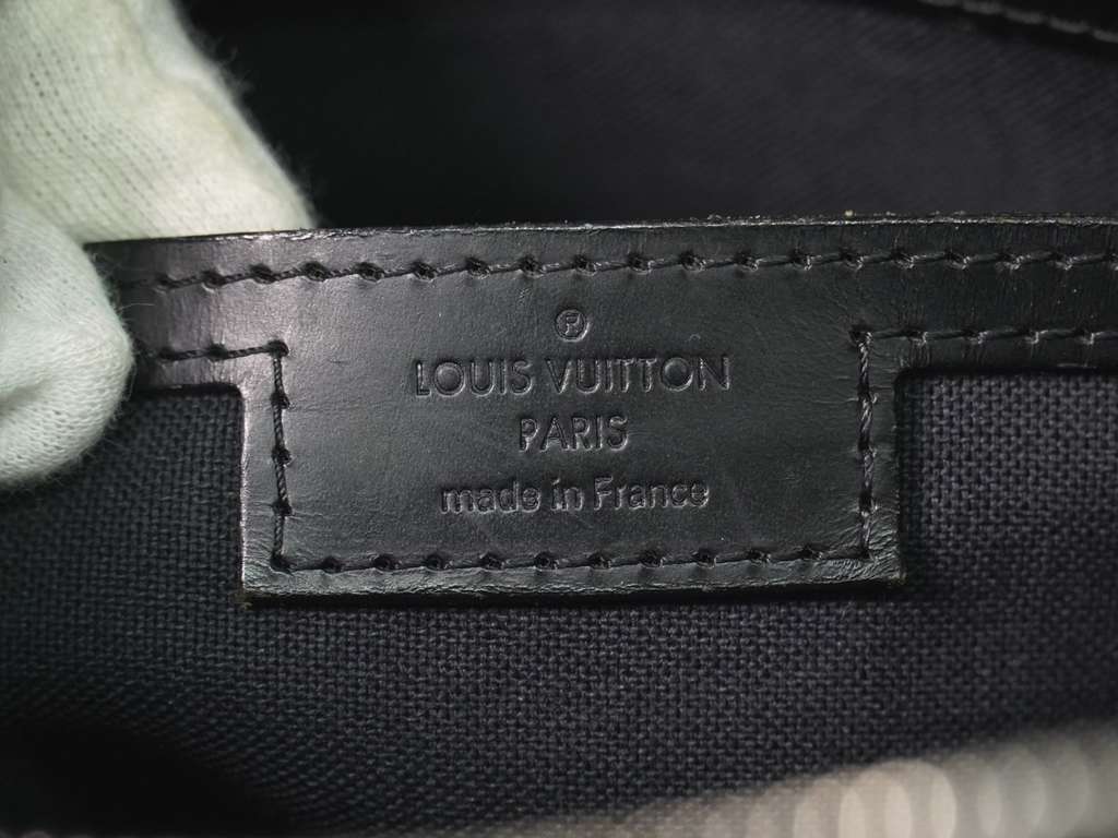 Louis Vuitton Tadao Handbag Black Canvas Good condition - Box View