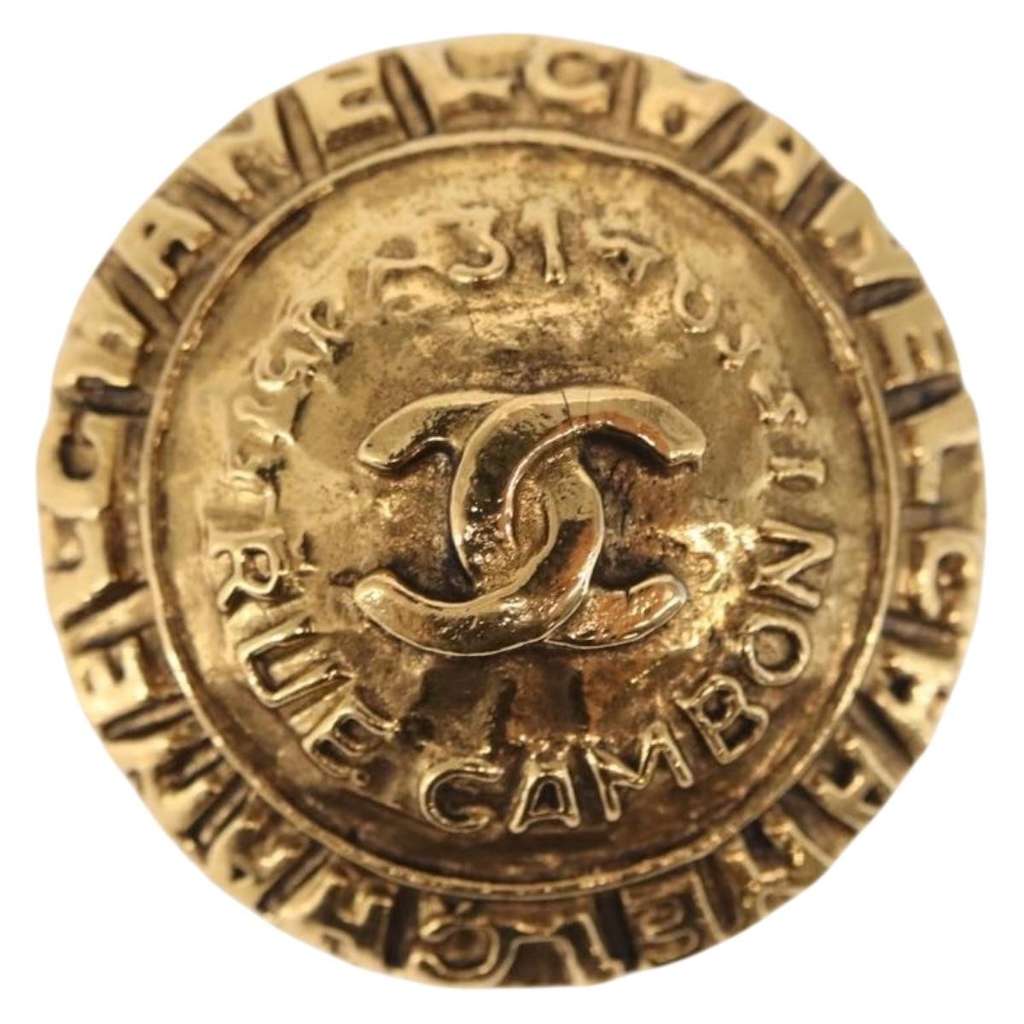 Chanel Vintage 31 Rue Cambon Round Clip-On Earrings Gold Metal Good condition - Back View