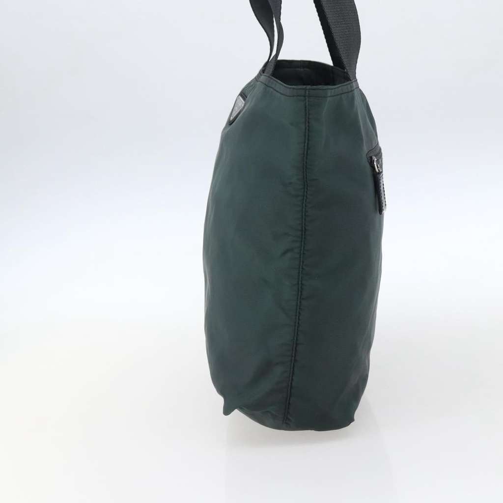 Prada Vintage Zip Tote Green Good condition - Model View