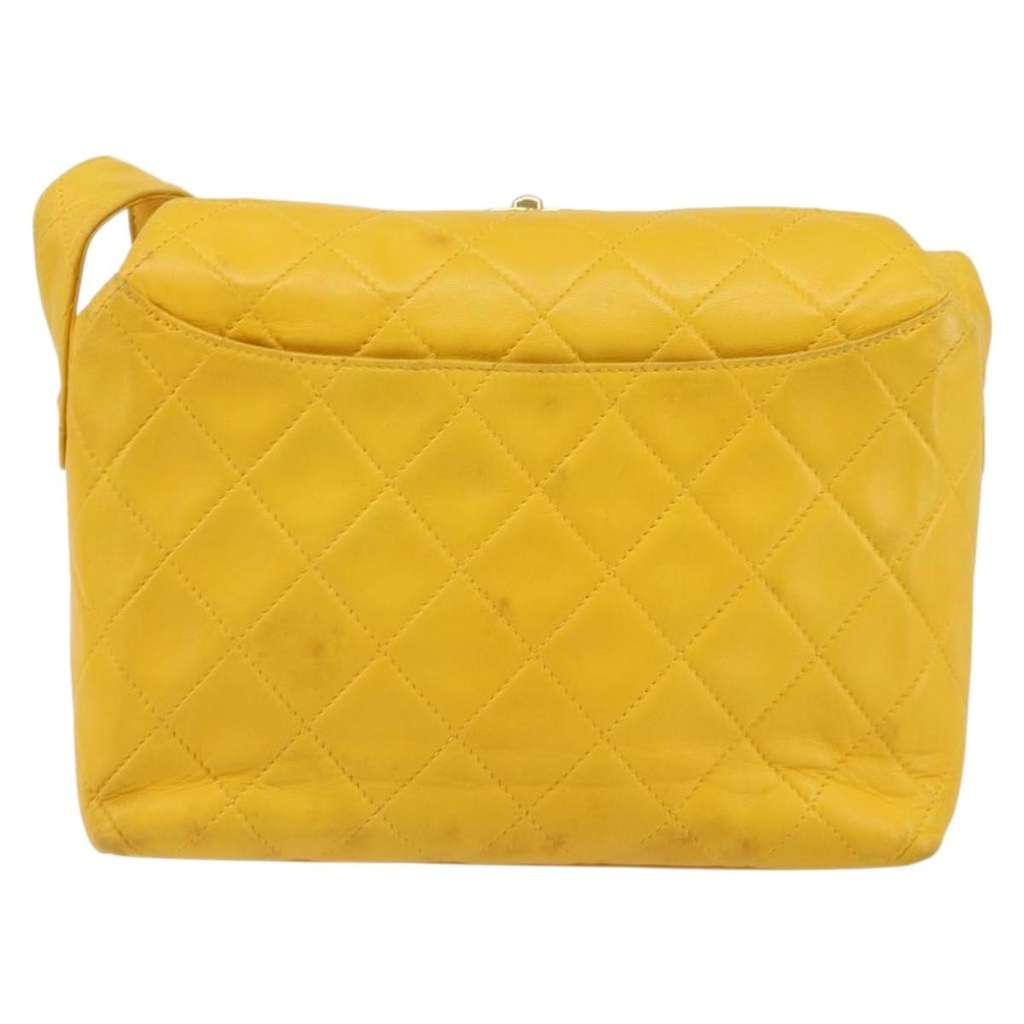 Chanel Vintage CC Fold Over Shoulder Bag Yellow Leather Good condition - Back View
