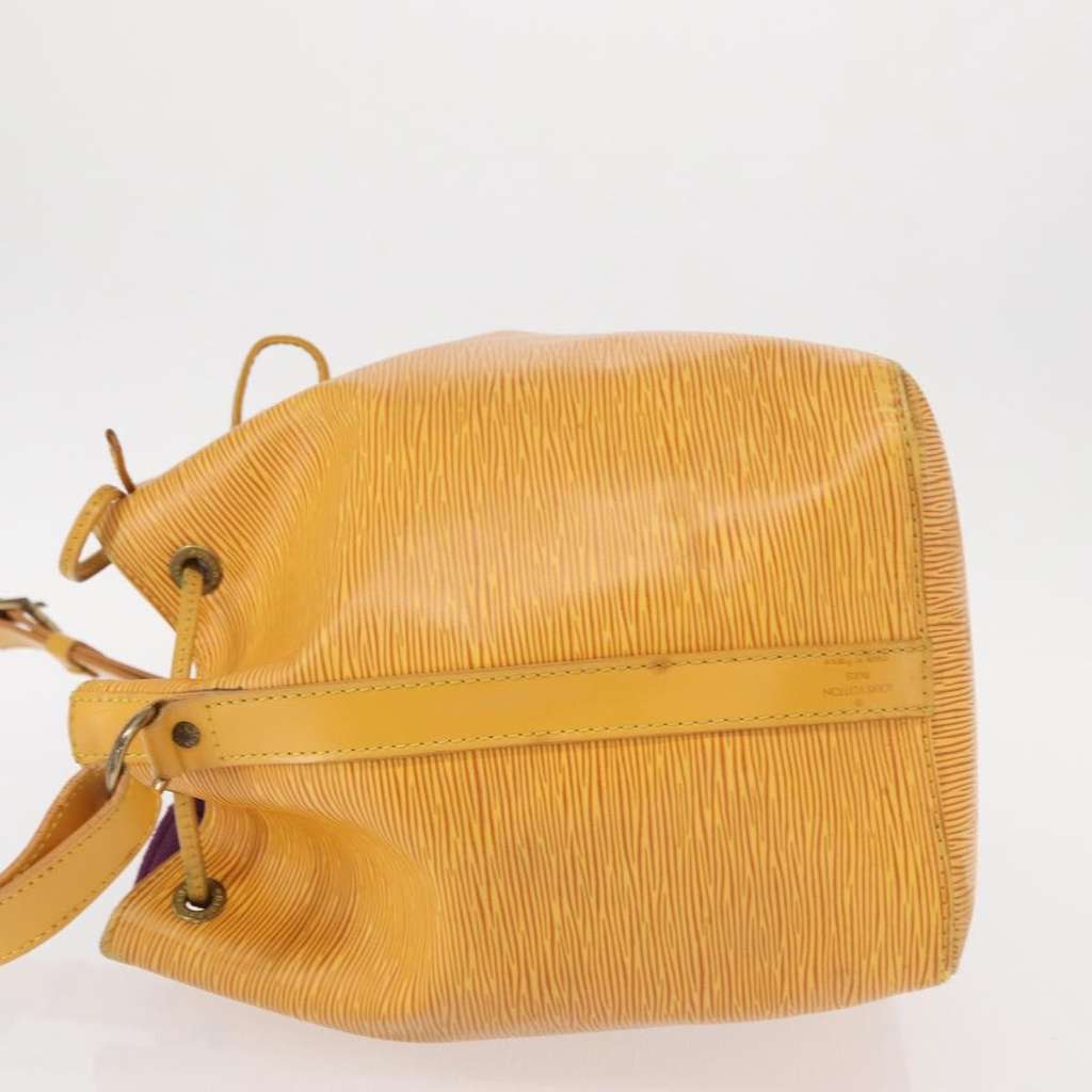Louis Vuitton Petit Noe Handbag Yellow Leather Good condition - Model View