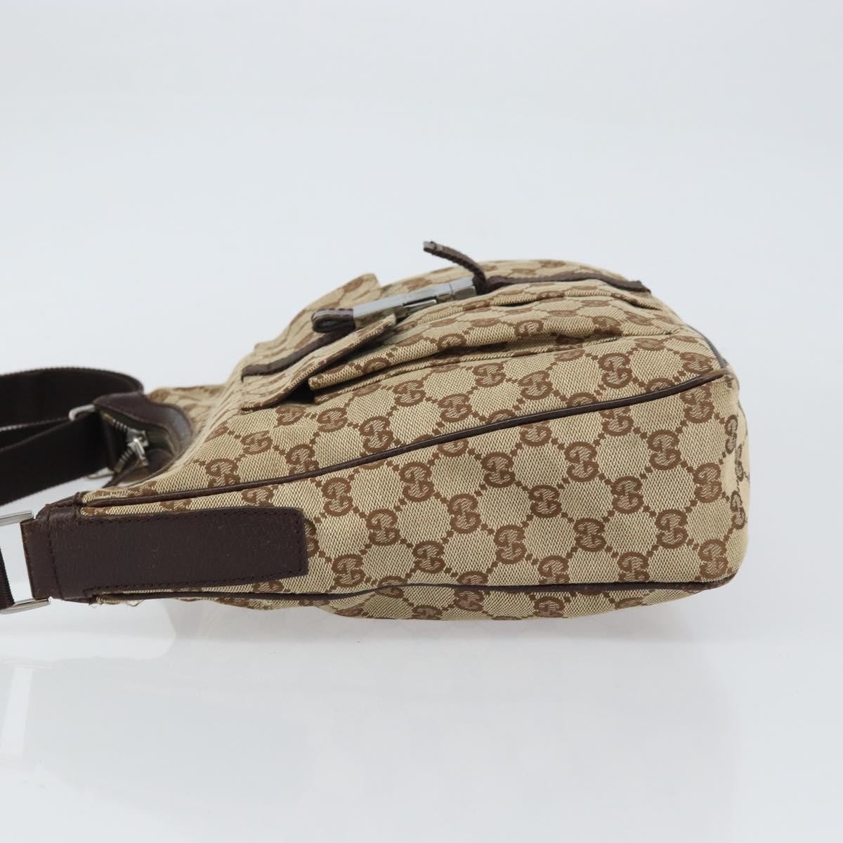 Gucci GG Canvas Bag Beige Canvas Fair condition - Model View