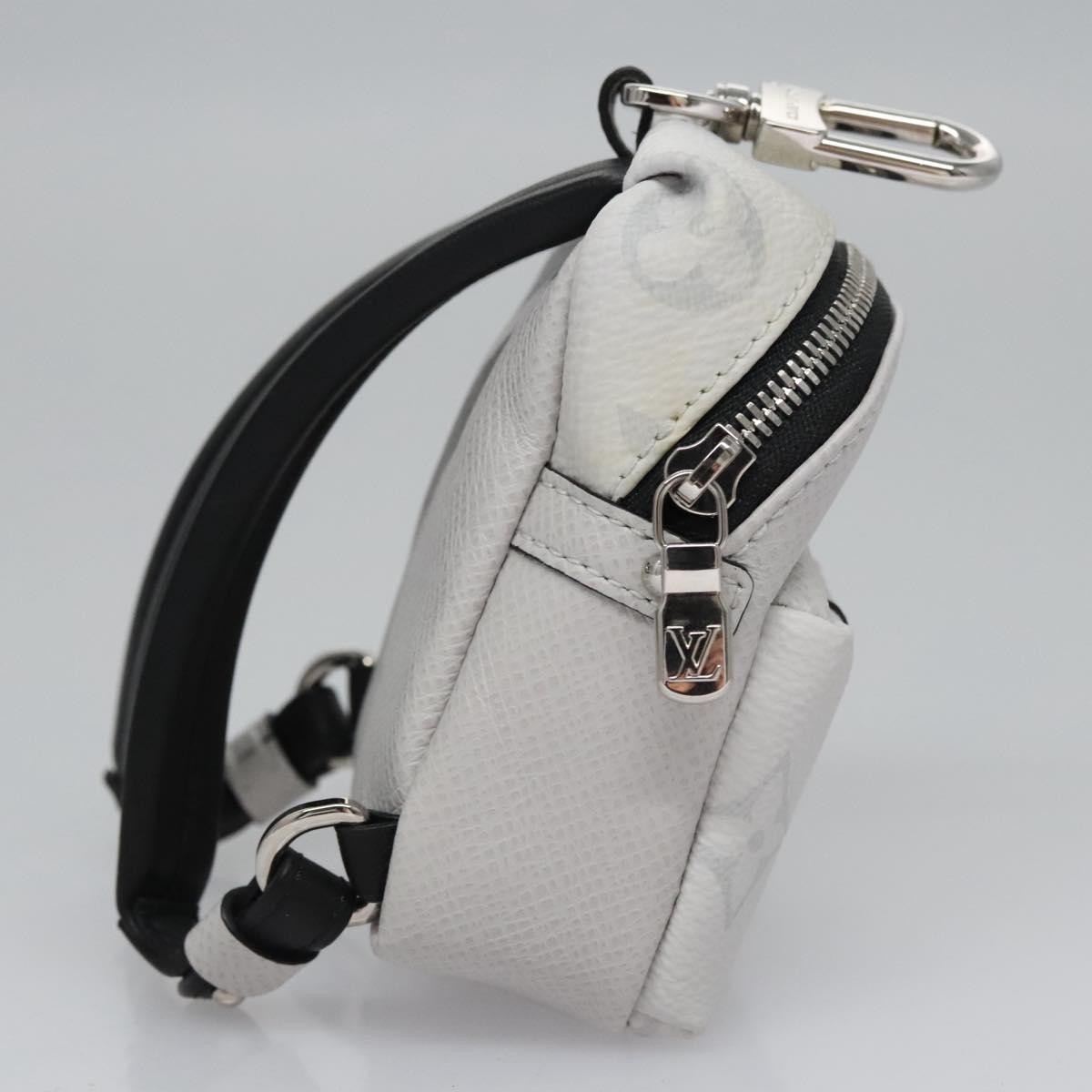 Louis Vuitton Charms Porte Monnaie Wallet White Canvas Good condition - Model View