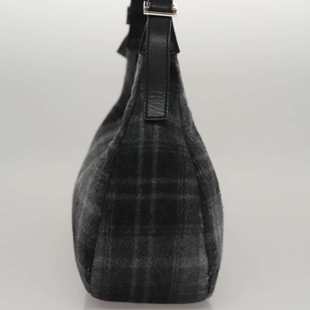 Salvatore Ferragamo Shoulder Bag Other Wool Good condition - Model View