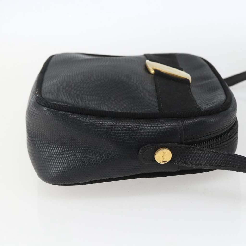 Salvatore Ferragamo Vala Shoulder Bag Black Leather Good condition - Model View