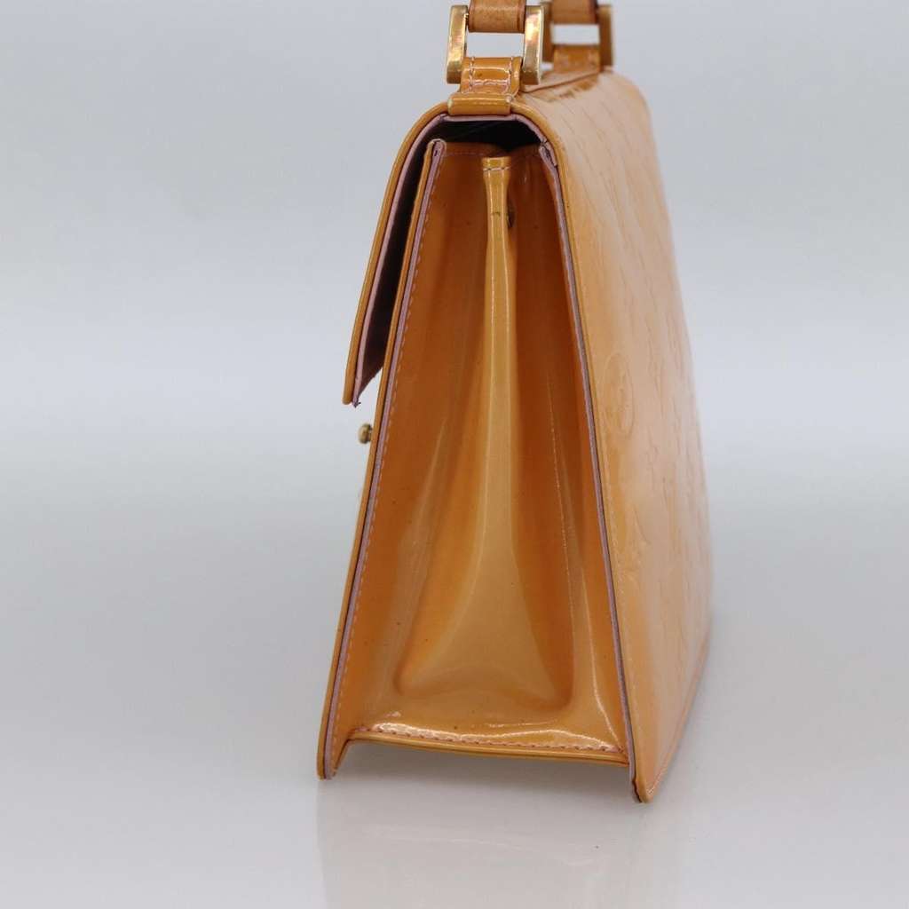 Louis Vuitton Spring Street NM Handbag Beige Fair condition - Model View