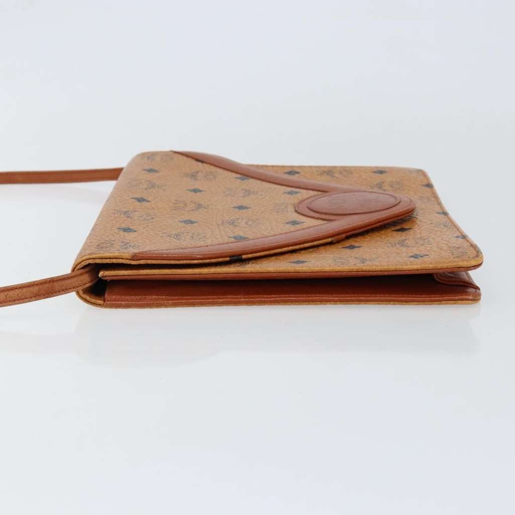 Mcm Visetos Shoulder bag Brown Canvas Good condition - Model View