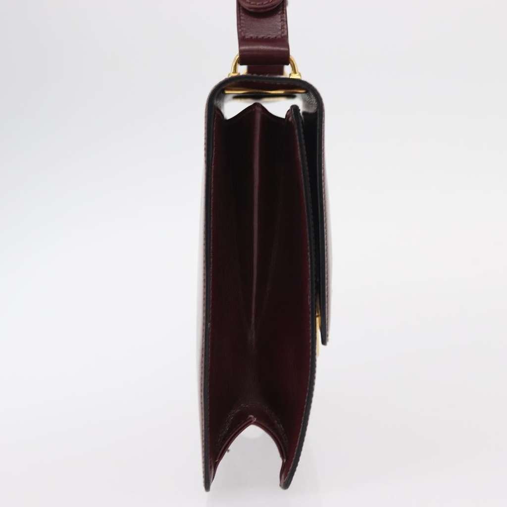 Celine Vintage Flap Shoulder Bag Burgundy Leather Good condition - Model View