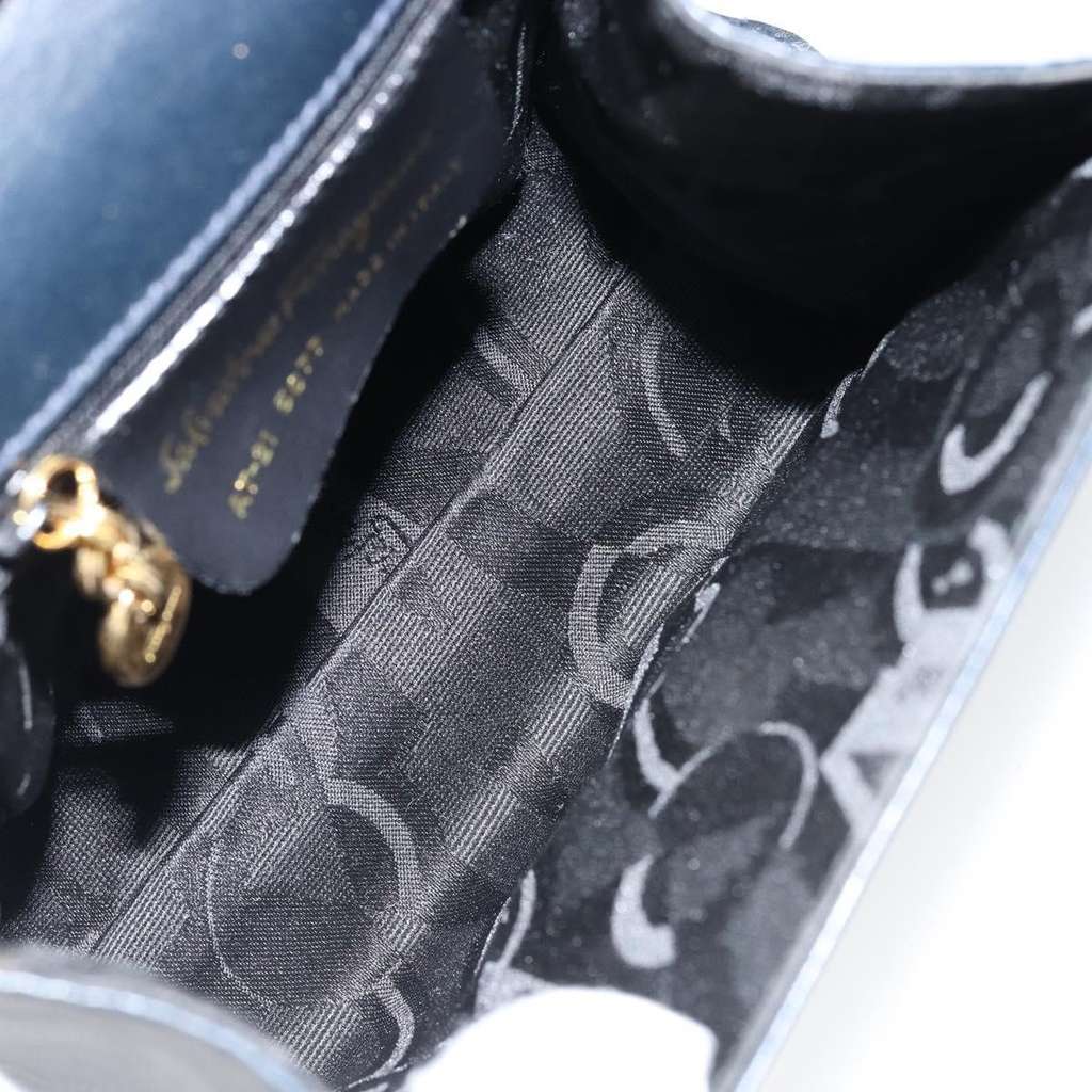 Salvatore Ferragamo Vala Handbag Navy Leather Good condition - Box View