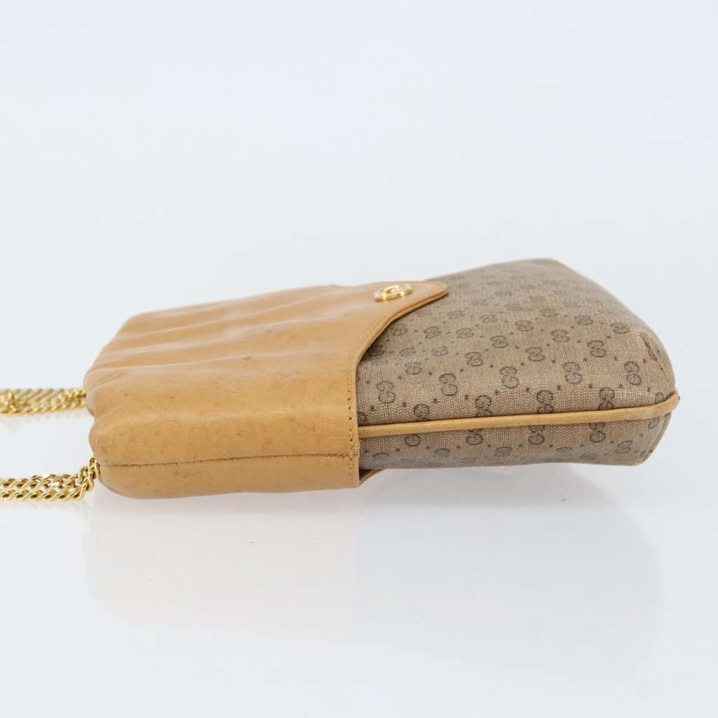 Gucci Micro GG supreme shoulder bag Beige Fair condition - Model View