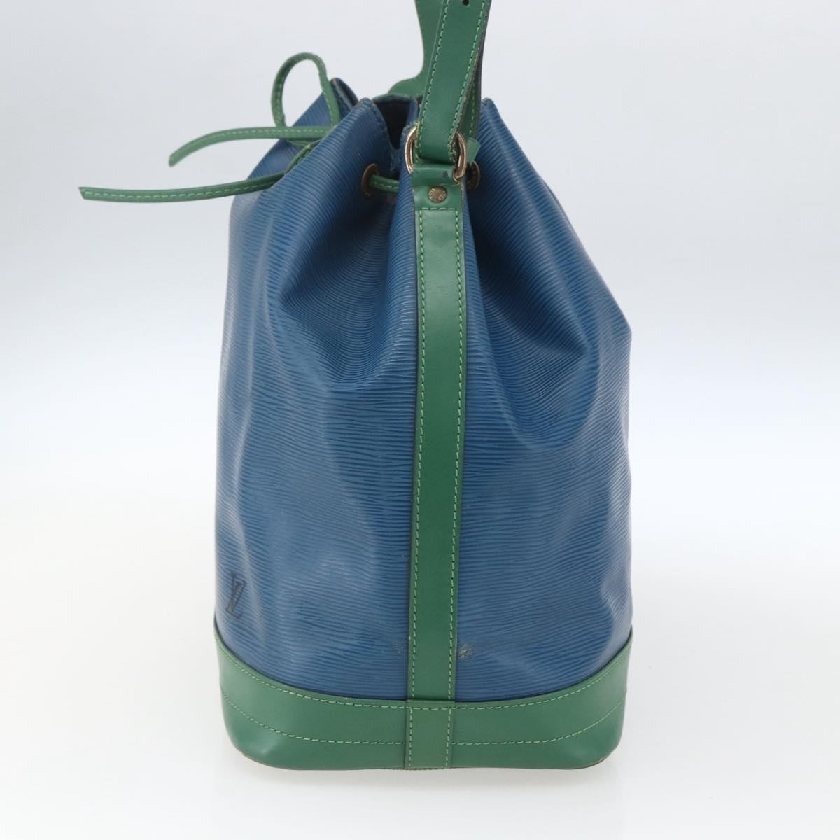 Louis Vuitton Bicolor Noe Handbag Blue Leather Fair condition - Model View