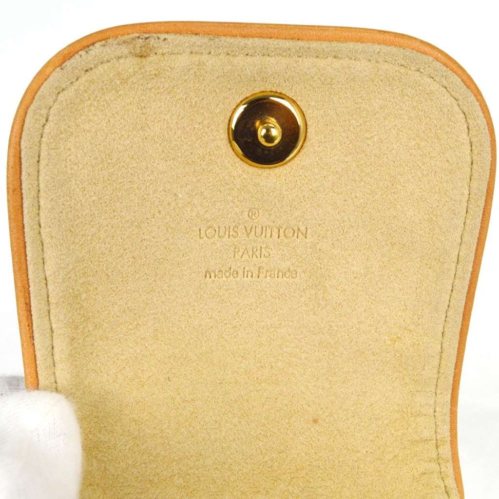 Louis Vuitton Cancun Pochette Brown Canvas Good condition - Model View