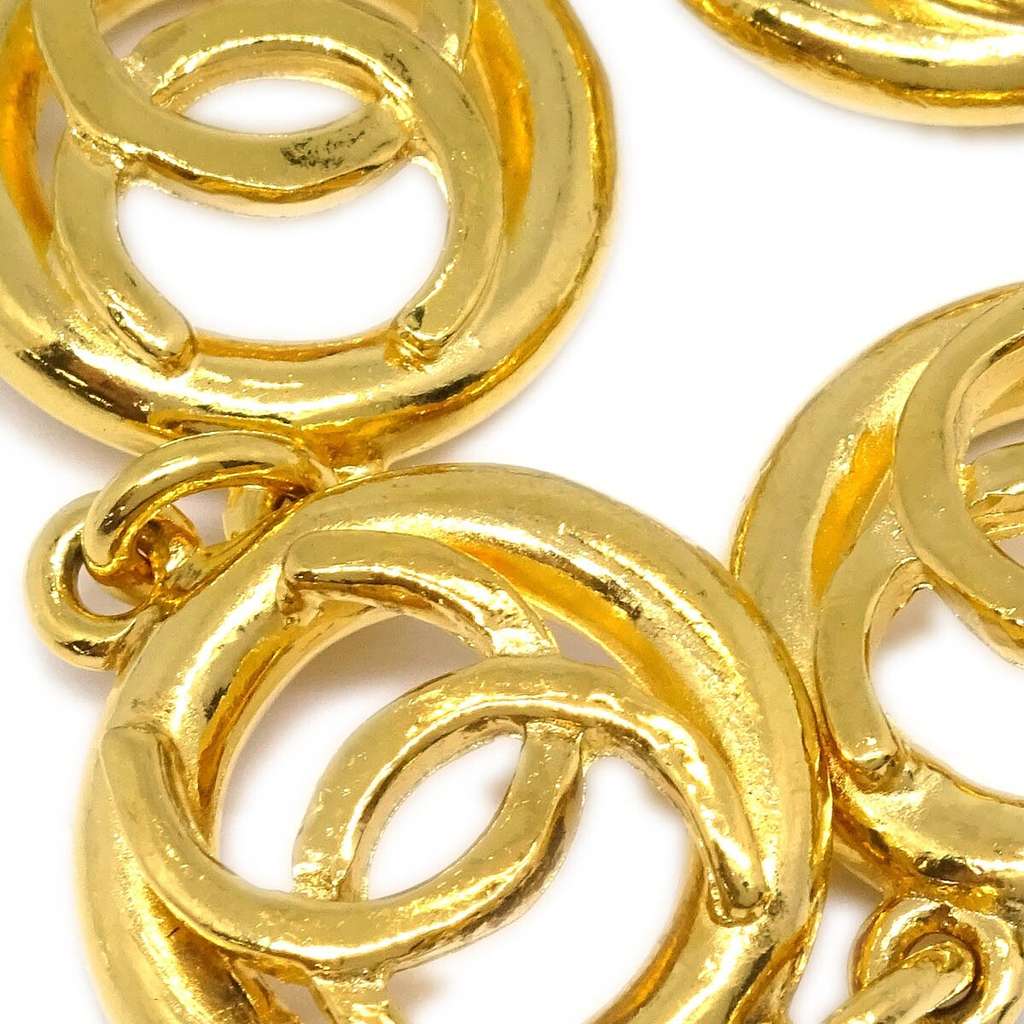 Chanel CC Cutout Round Bracelet Gold Good condition - Back View