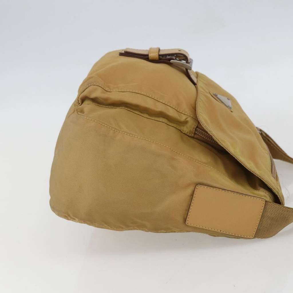 Prada Buckle Messenger Bag Beige Good condition - Model View