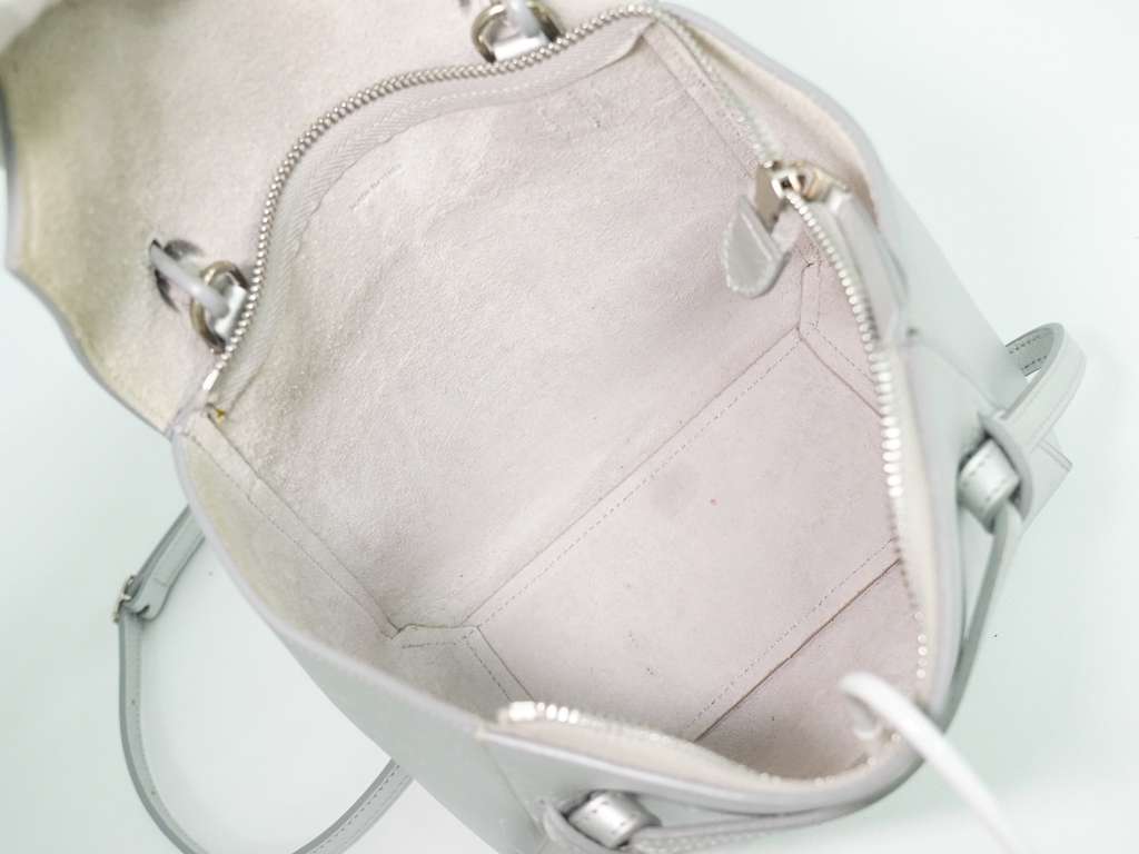 Celine Belt Bag Silver Leather Good condition - Model View