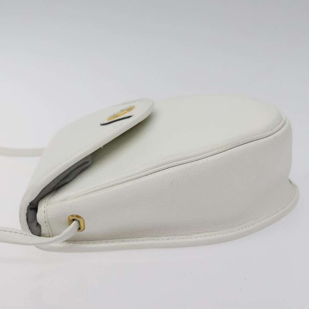 Christian Dior Flap Shoulder Bag White Leather Good condition - Model View
