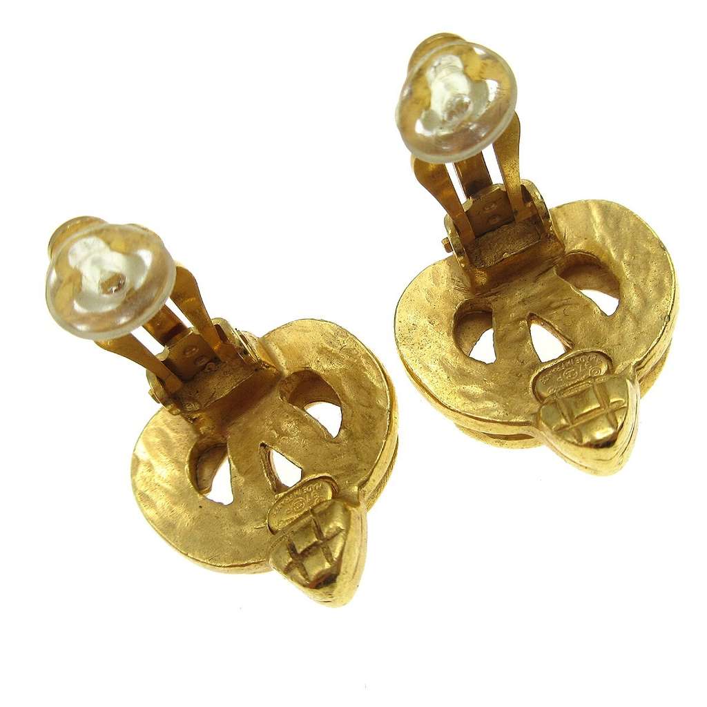 Chanel CC logo heart Gold Good condition - Back View