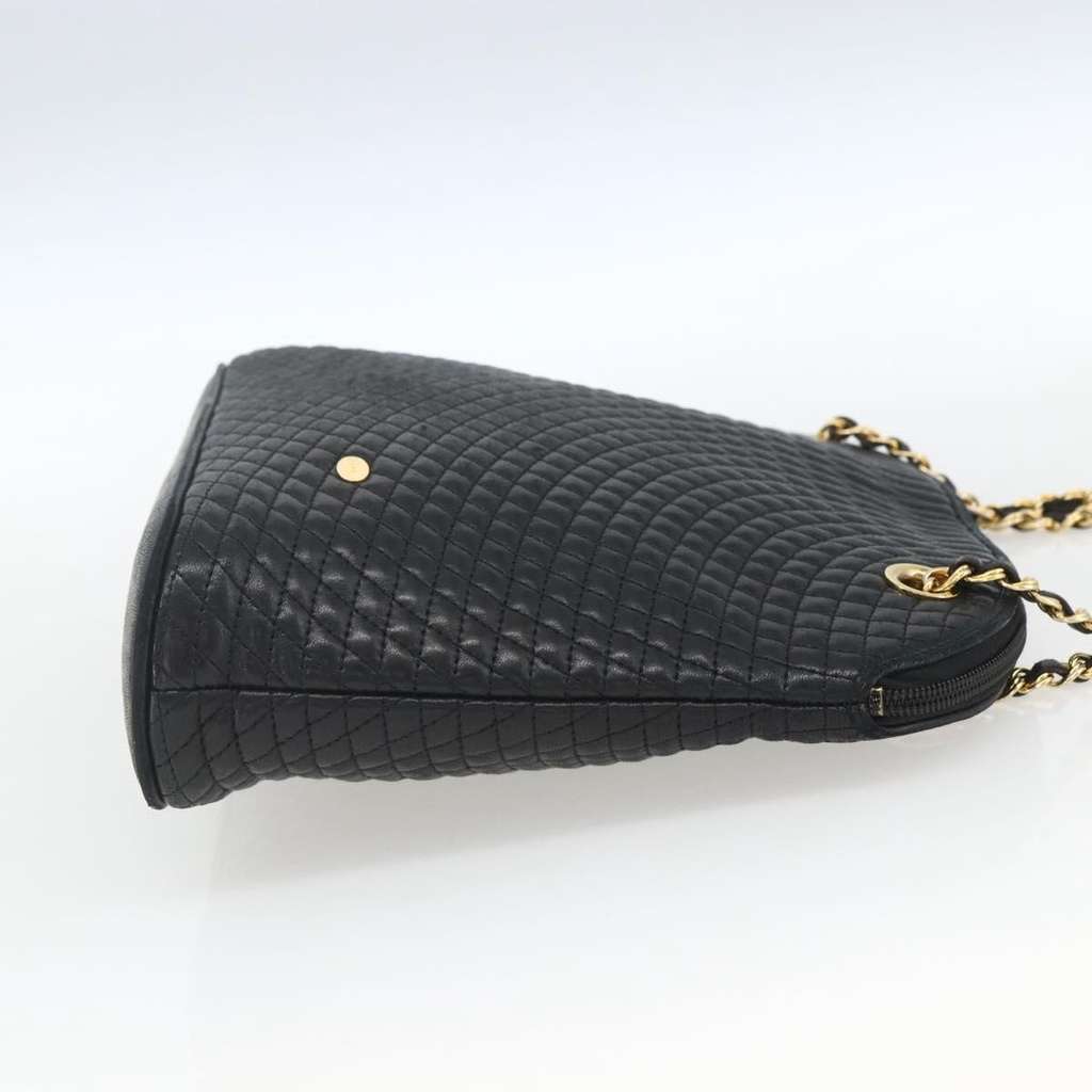 Bally Vintage Chain Shoulder Bag Navy Leather Good condition - Model View