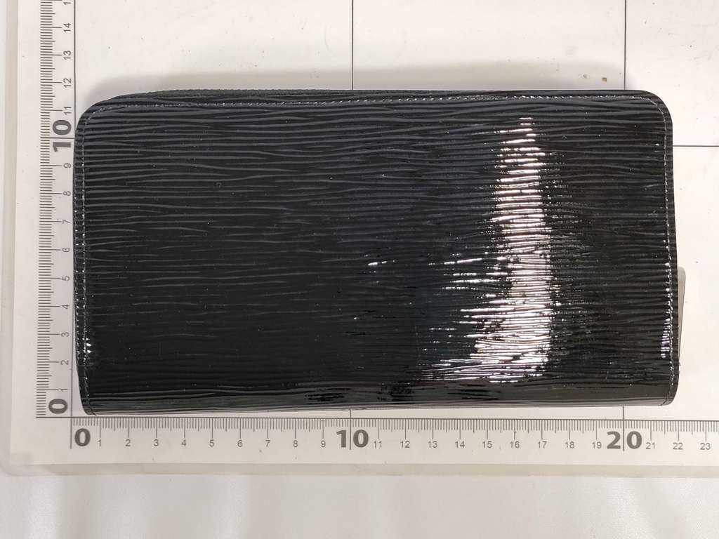 Louis Vuitton Zippy Organizer Black Leather Very good condition - Inside View