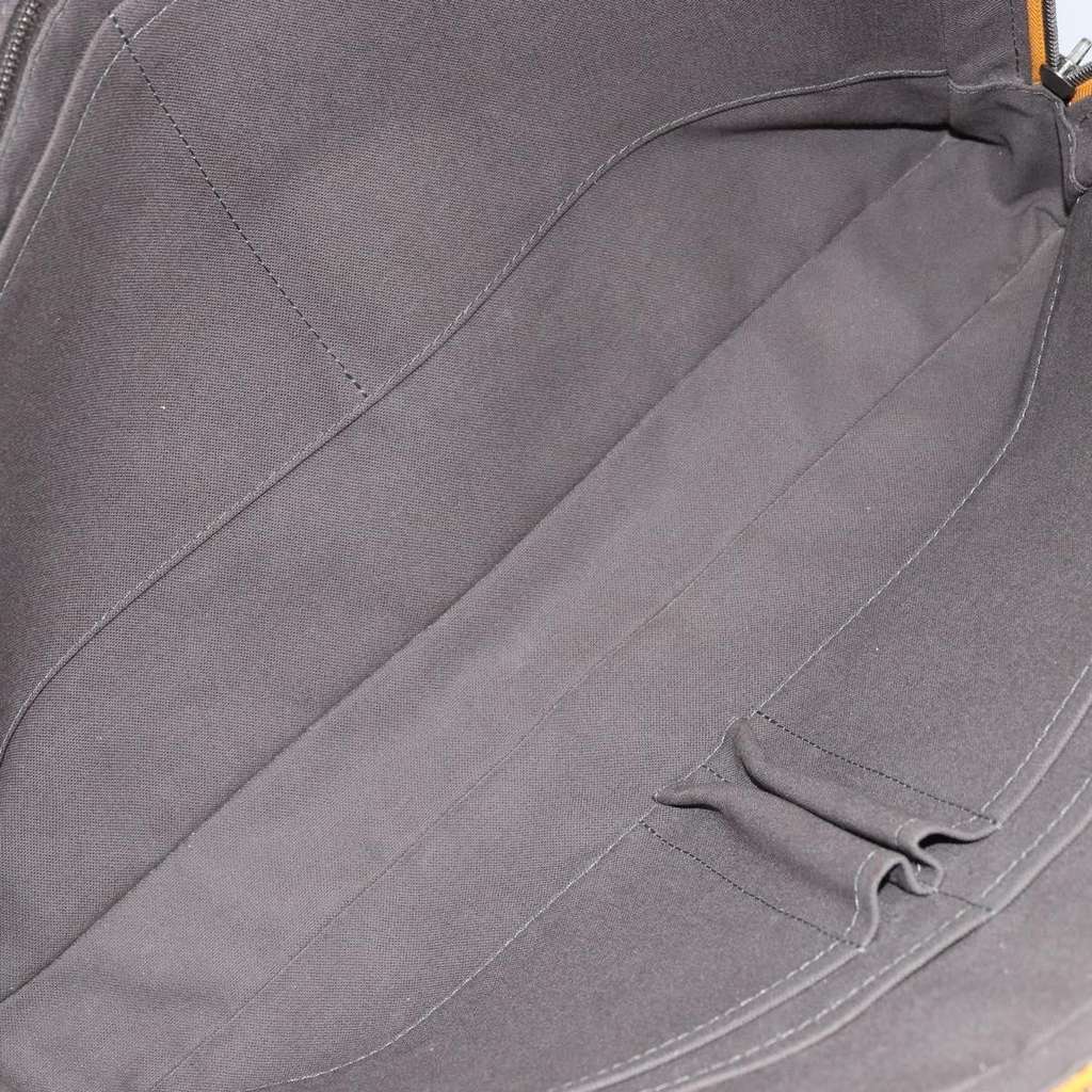 Louis Vuitton Porte-Documents Voyage Briefcase Yellow Leather Good condition - Box View