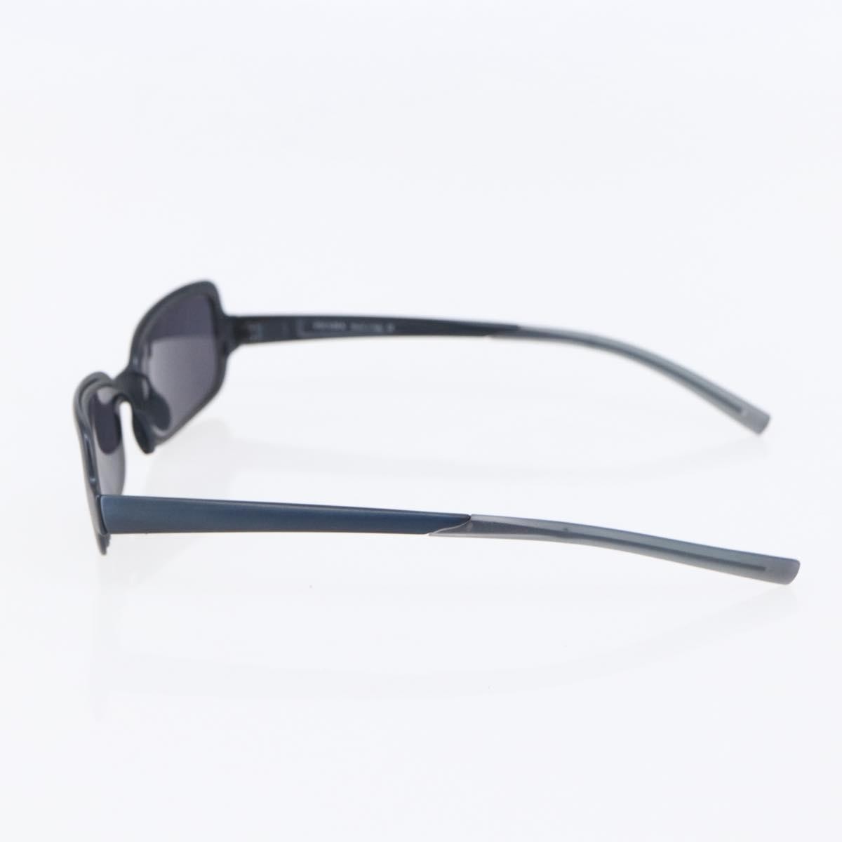 Prada Sunglasse Navy Plastic Good condition - Model View