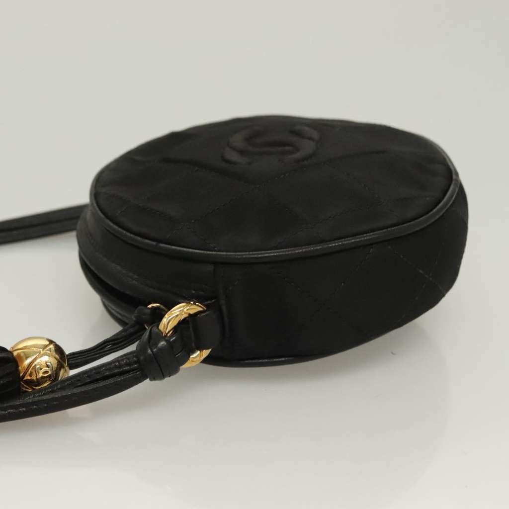 Chanel Vintage Round Tassel Crossbody Bag Black Satin Good condition - Model View