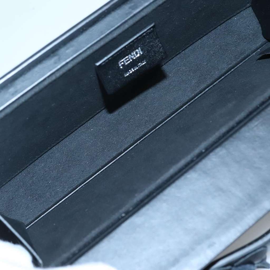 Fendi Logo Horizontal Box Crossbody Bag Black Leather Good condition - Box View