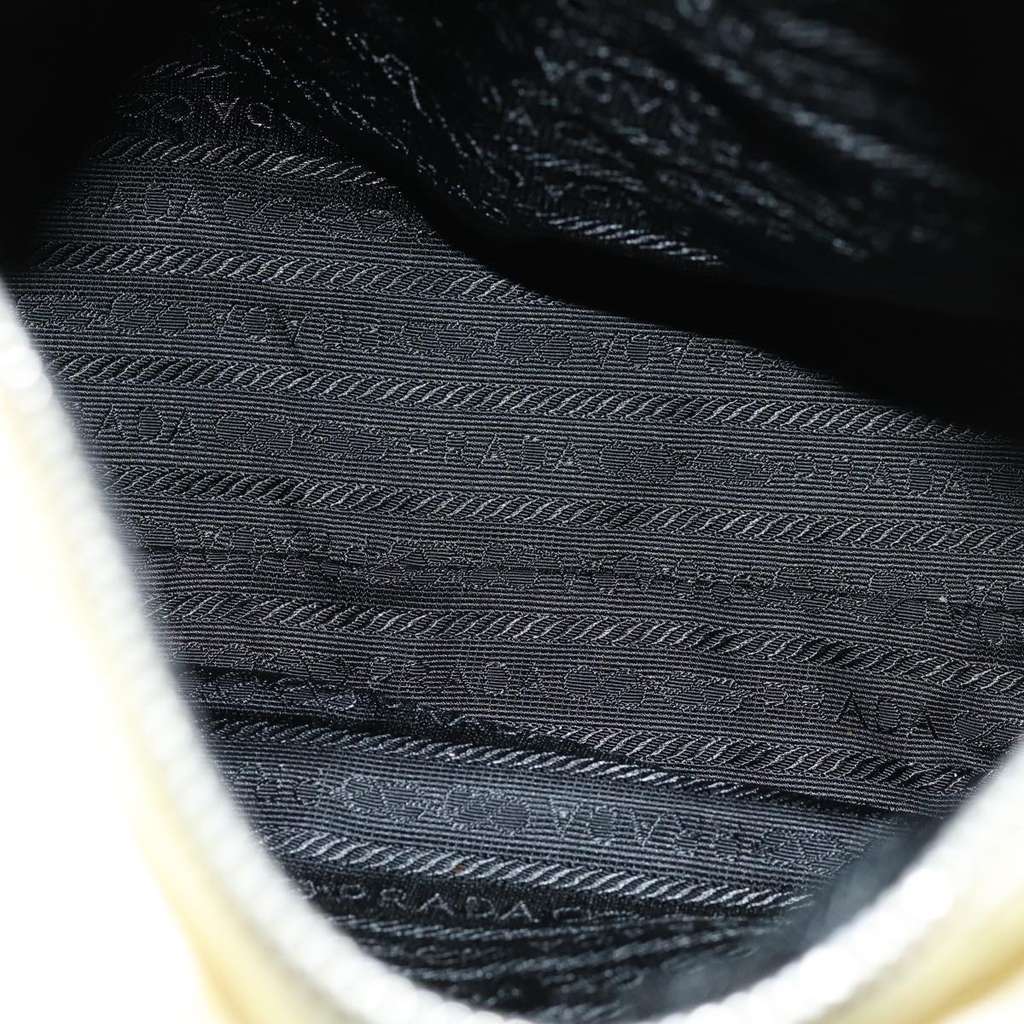 Prada Vintage Zip Handbag Beige Good condition - Box View