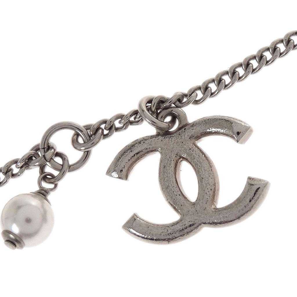 Chanel Vintage CC Pendant Long Necklace Silver Metal Good condition - Inside View