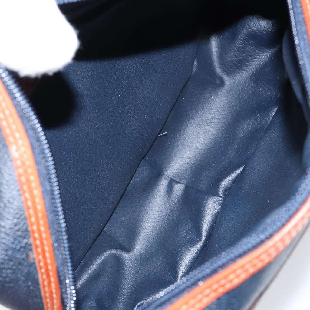 Burberry Vintage Shoulder Bag Navy Leather Good condition - Box View