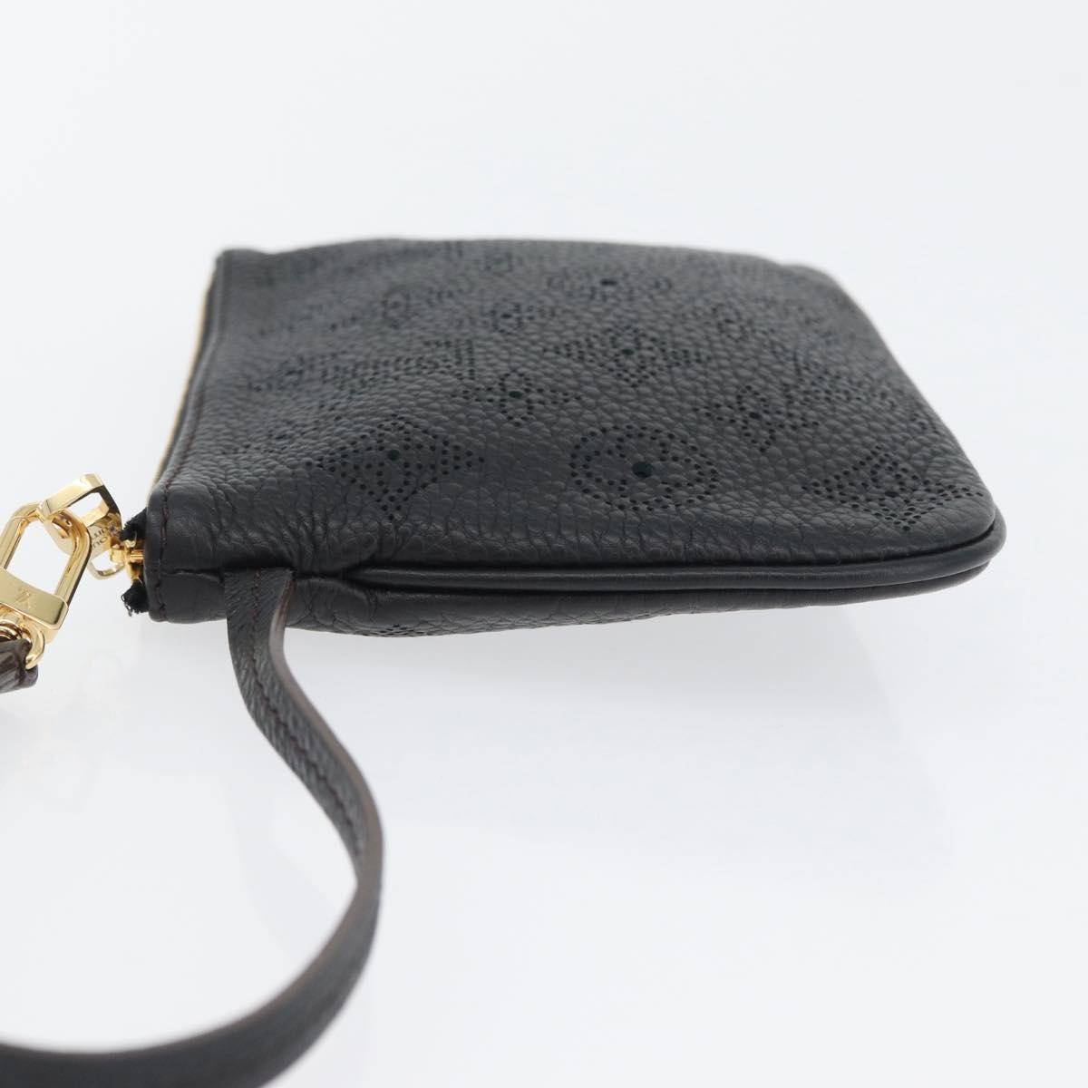 Louis Vuitton Selene Pochette Black Leather Good condition - Model View