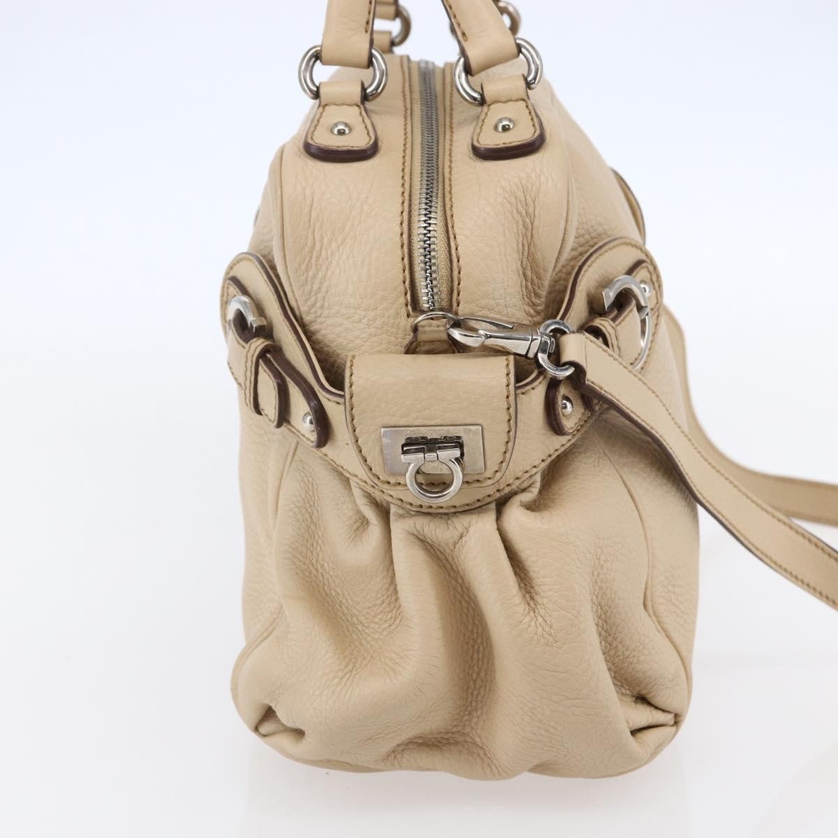 Salvatore Ferragamo Gancini handbag Beige Leather Good condition - Inside View