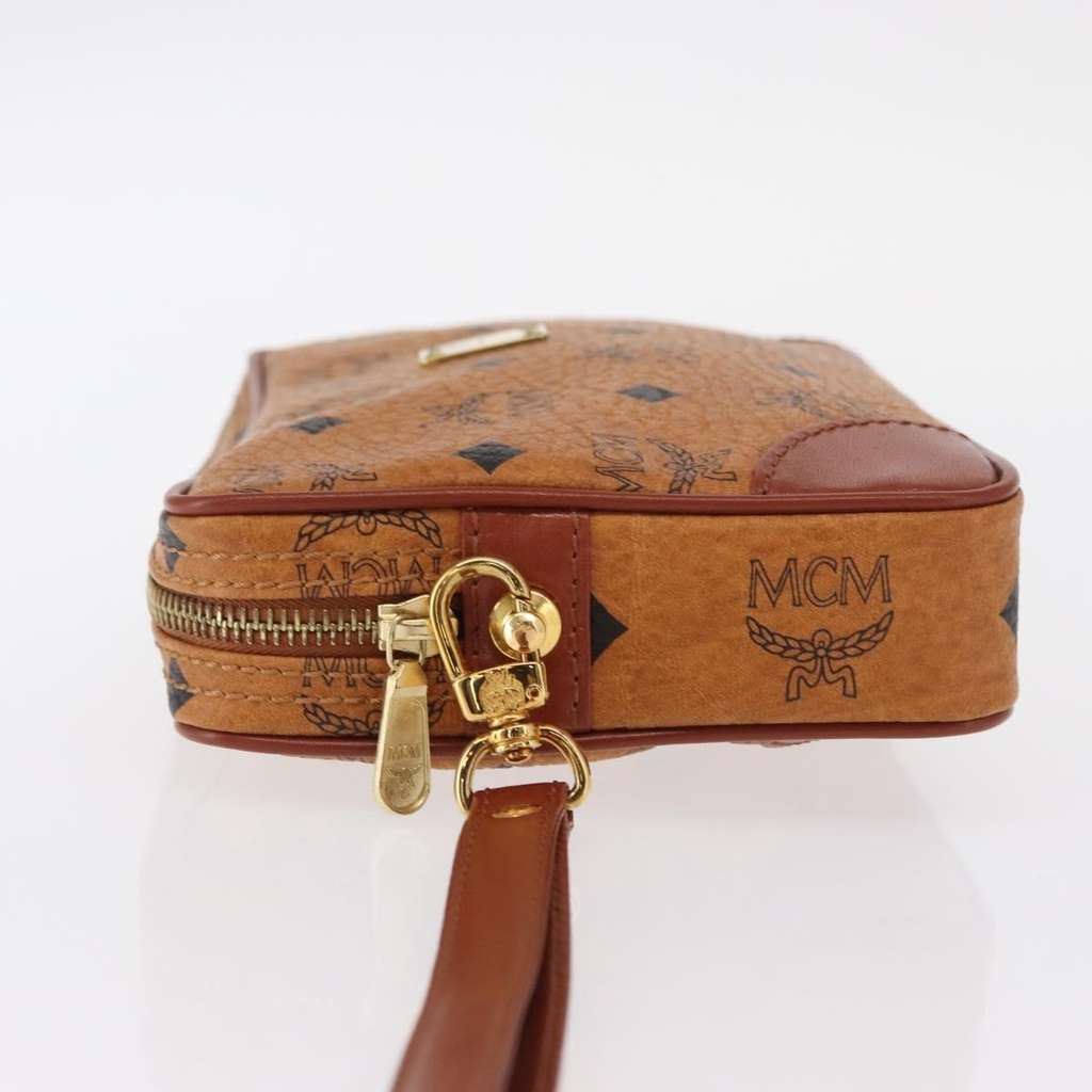 Mcm Visetos pouch Brown Canvas Good condition - Model View