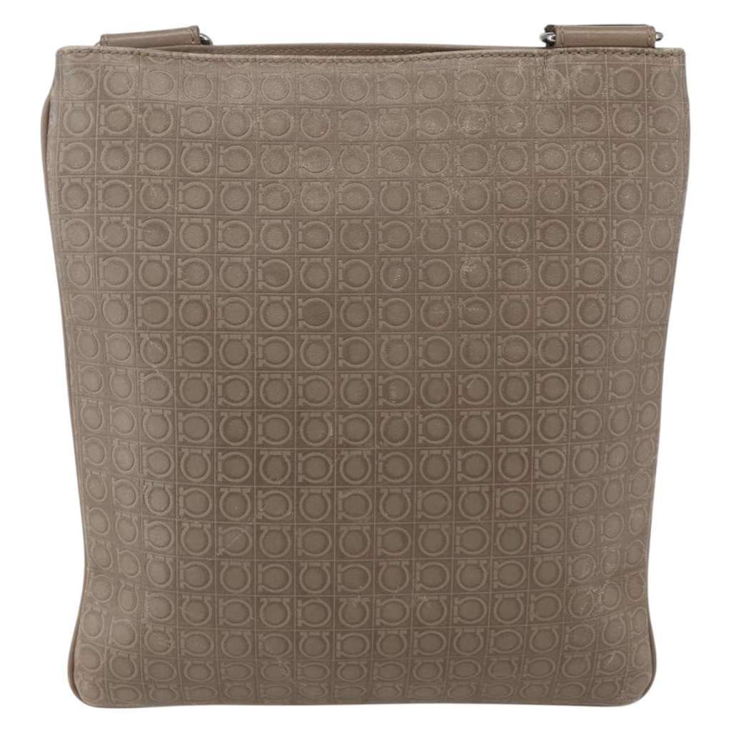 Salvatore Ferragamo Gancini Shoulder Bag Beige Leather Good condition - Back View