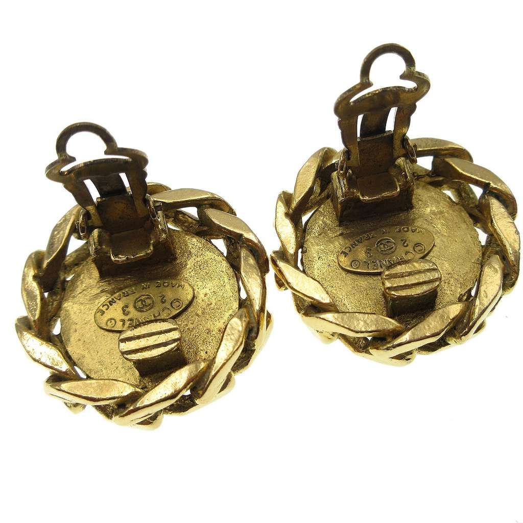 Chanel CC Button Clip-On Earrings Gold Good condition - Back View