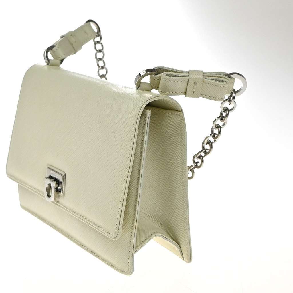 Salvatore Ferragamo Gancini Shoulder Bag White Leather Good condition - Inside View
