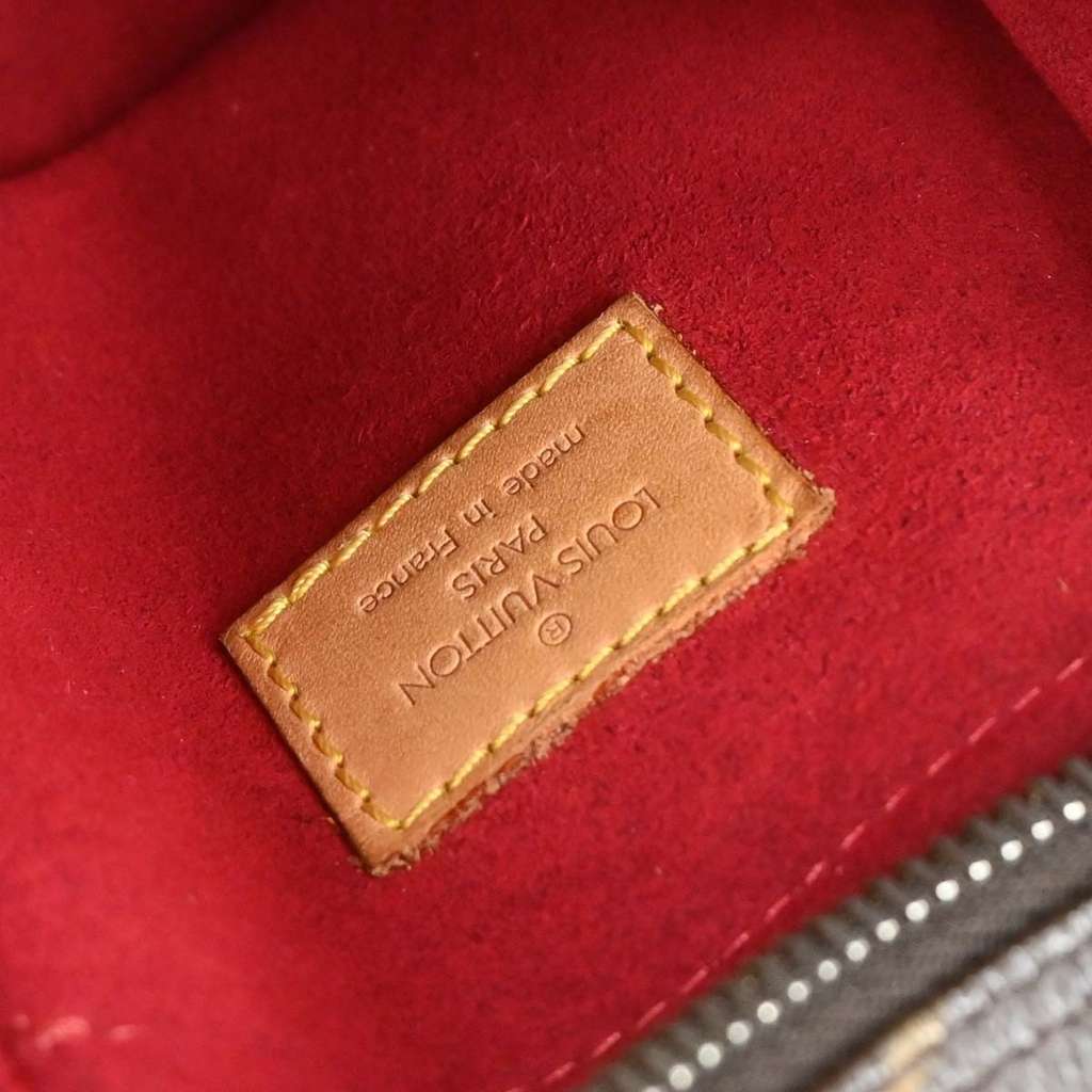 Louis Vuitton Croissant Handbag Brown Canvas Good condition - Model View