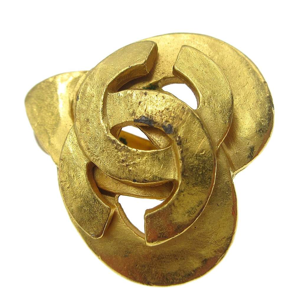 Chanel CC logo heart Gold Good condition - Box View